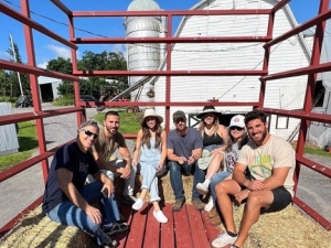 Hull-O Farms Tractor Tour