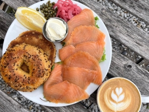 bagels and lox