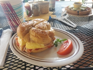 Breakfast sandwich