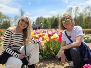 Ladies at tulip walk